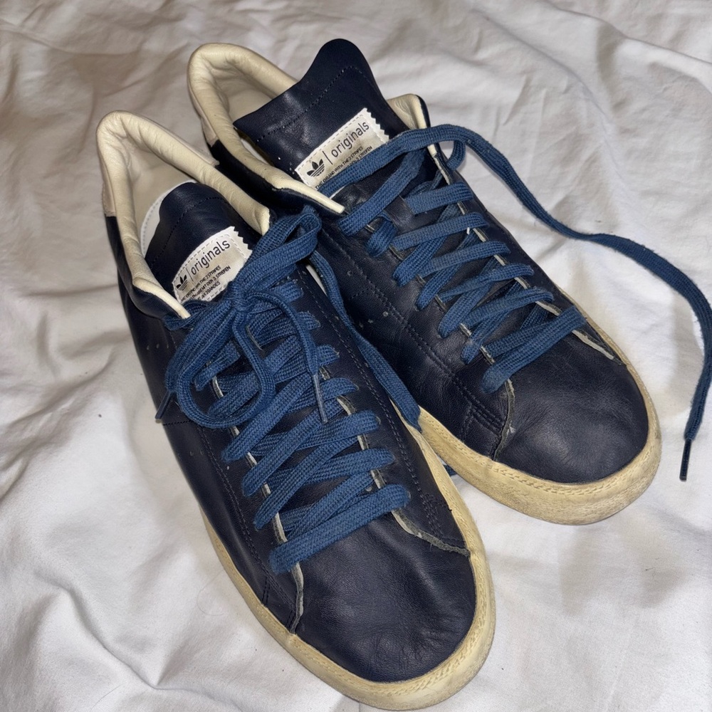 Vintage Adidas Blue and White Low-Top Match Play Original Sneakers